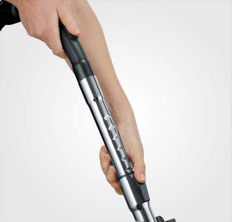 SEVERIN ODKURZACZ WORKOWY CZARNY, POJ. WORKA 2,1 L, MOC SSANIA 15 KPT, DŁ. PRZEWODU 5M, RURA TELESKOPOWA, MOC 750W BC7030