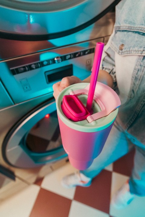 Kubek termiczny ze słomką Kambukka Rio Tumbler 950ml, Bubblegum Mint