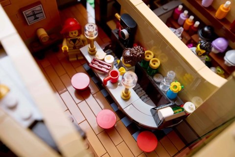 LEGO ICONS 10350 Dom w stylu angielskim