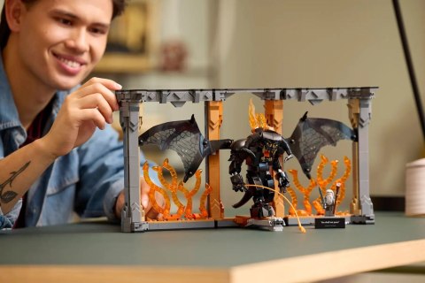 LEGO Icons 10367 Władca pierścieni: Book nook z Balrogiem