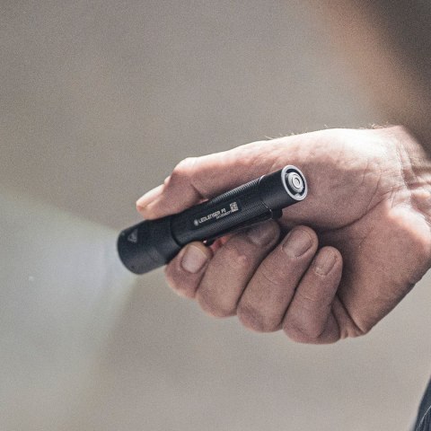 Latarka Ledlenser P5